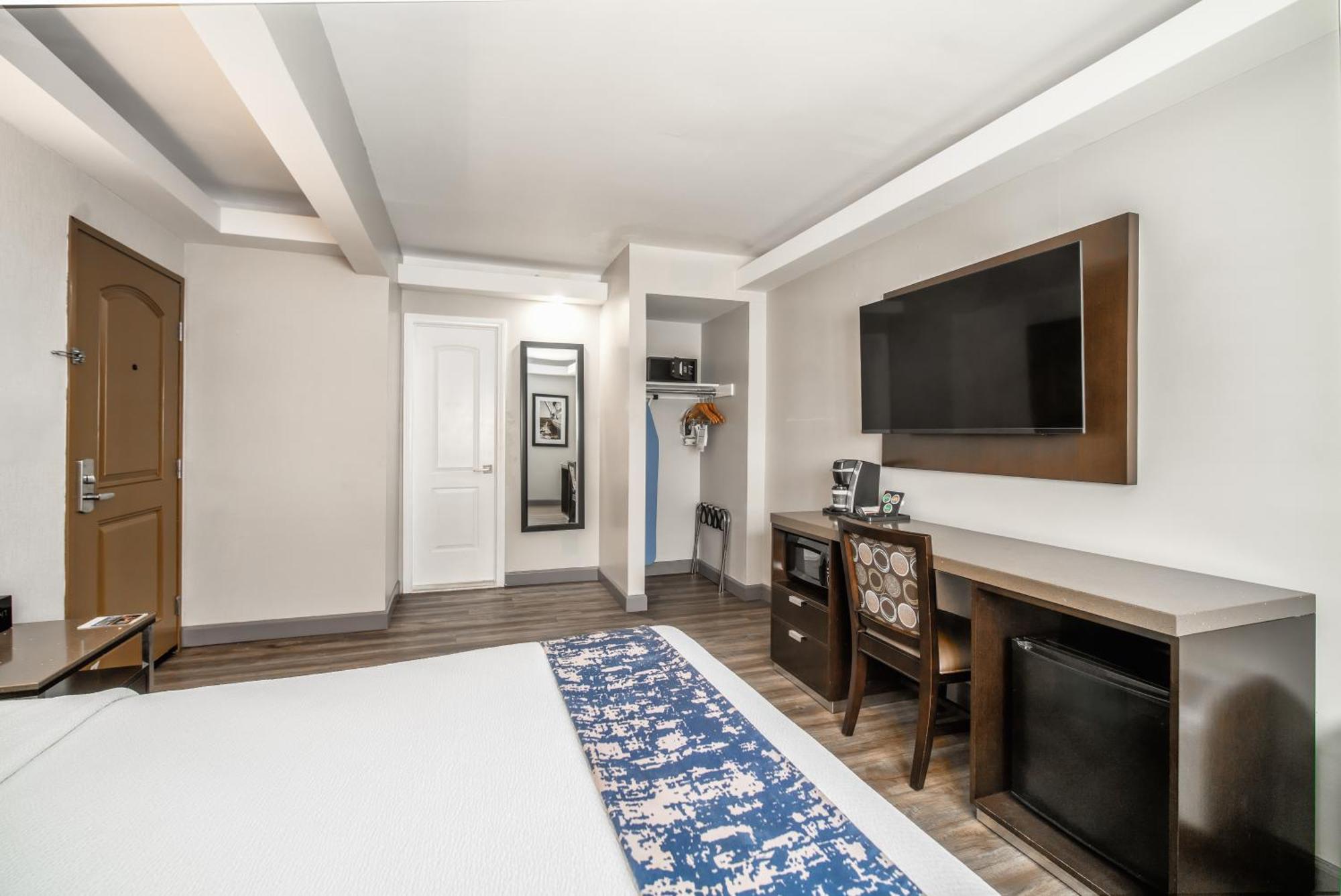 Inn At 50 - Long Beach Convention Center מראה חיצוני תמונה